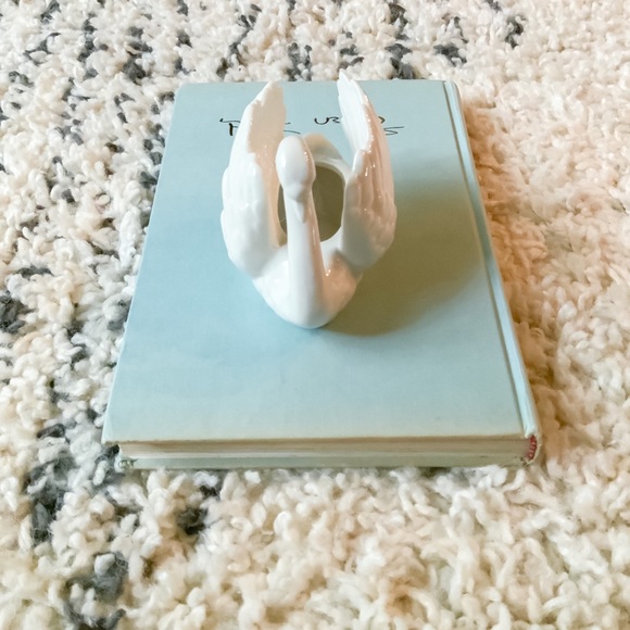 Vintage Swan Goebel Made in Germany White Planter - Picture 6 of 7